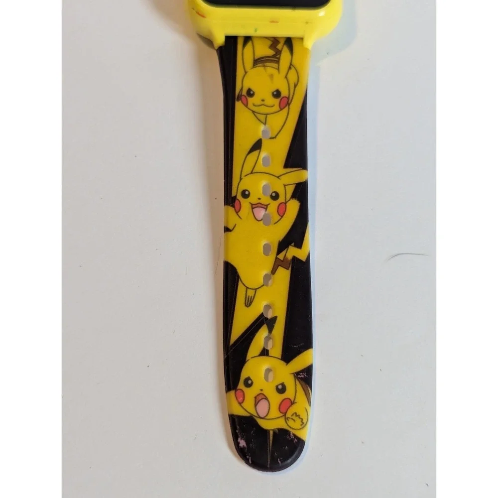 Pokemon Pikachu Poses Interactive Kid's Metal Smart‎ Watch Yellow Black Figure